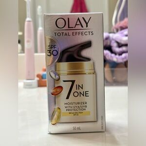 OLAY Total Effects 7 in One Moisturizer
